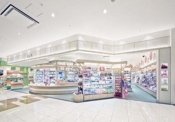 パルファン・ヴェルサウォーク西尾店